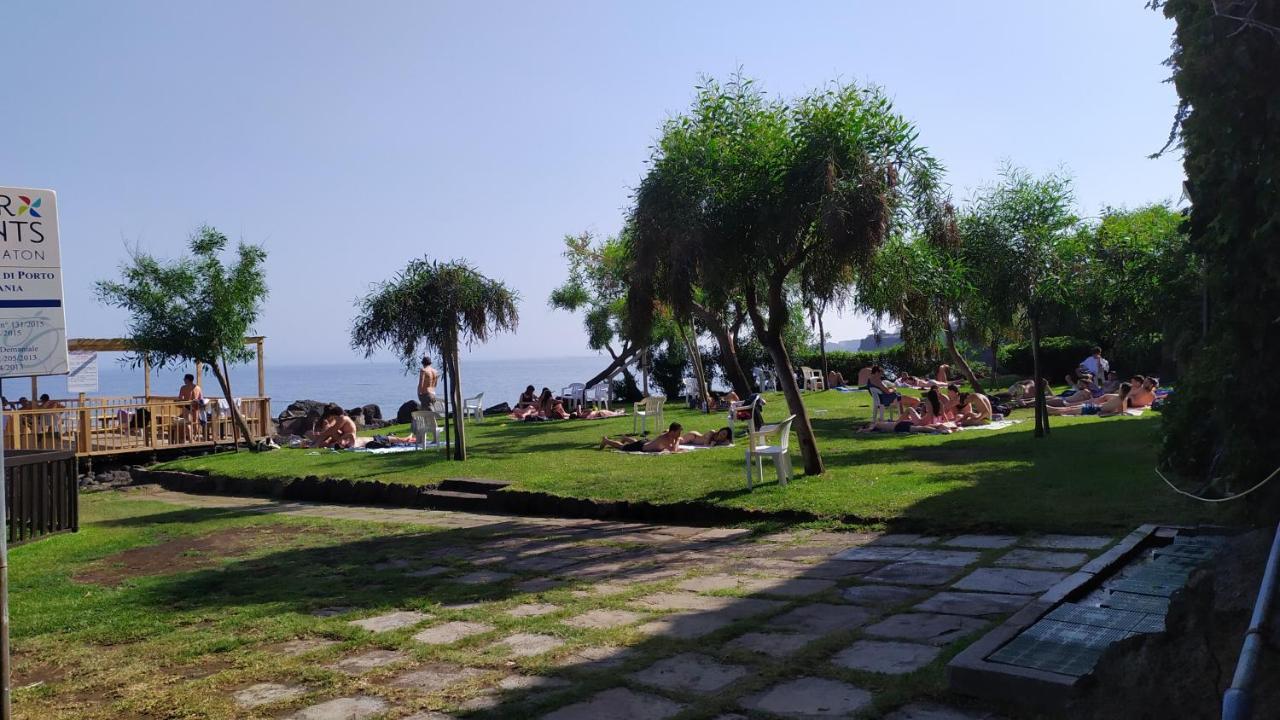 Nero Basalto Azzurro Mare Acomodação com café da manhã Aci Castello Exterior foto