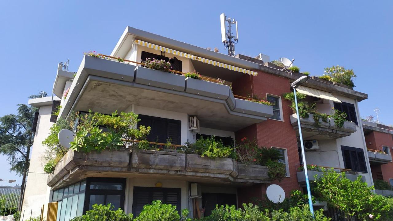 Nero Basalto Azzurro Mare Acomodação com café da manhã Aci Castello Exterior foto